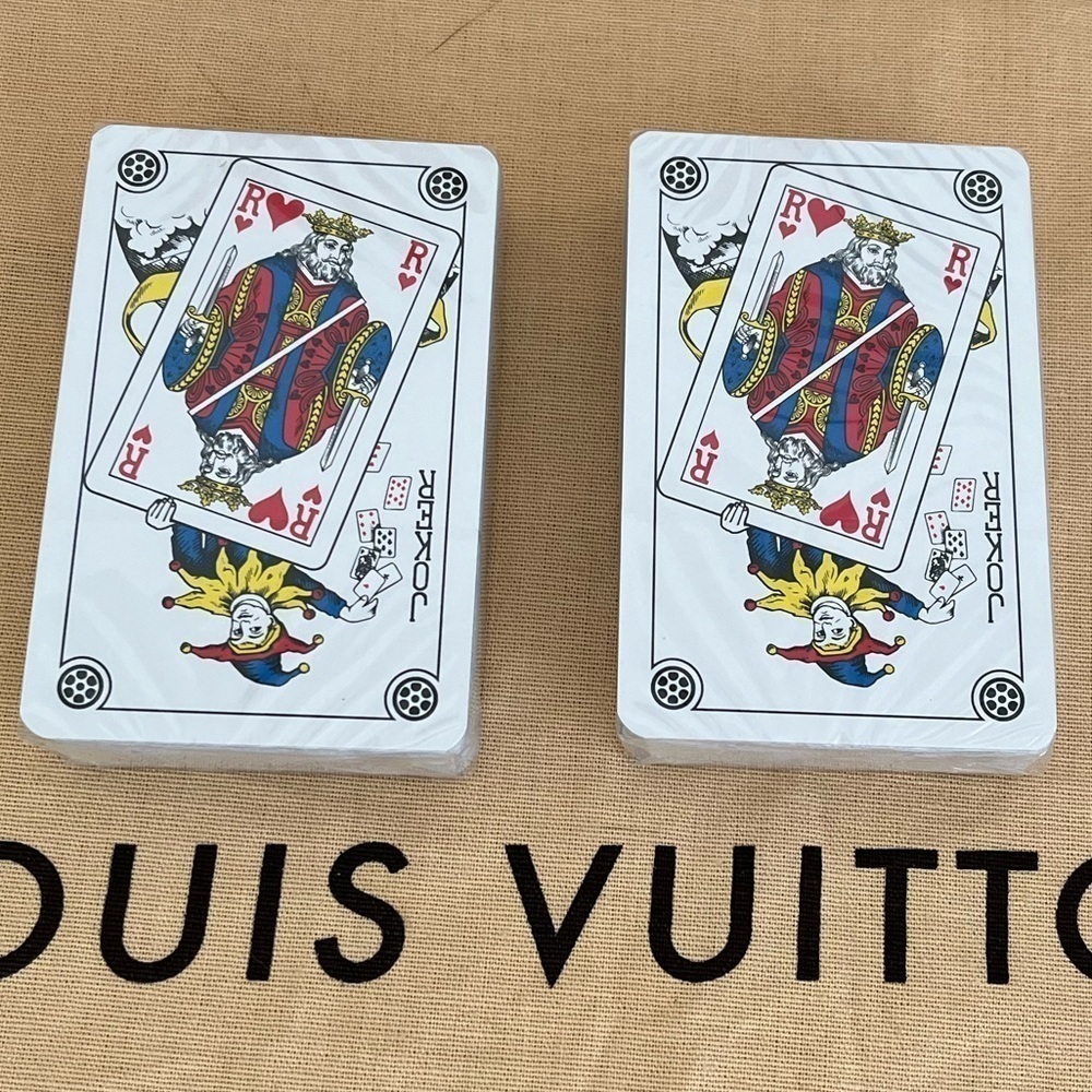 Louis Vuitton Museum Logo Playing Cards 2 Decks Rare Ltd Ed BNWOT - Picture 8 of 11